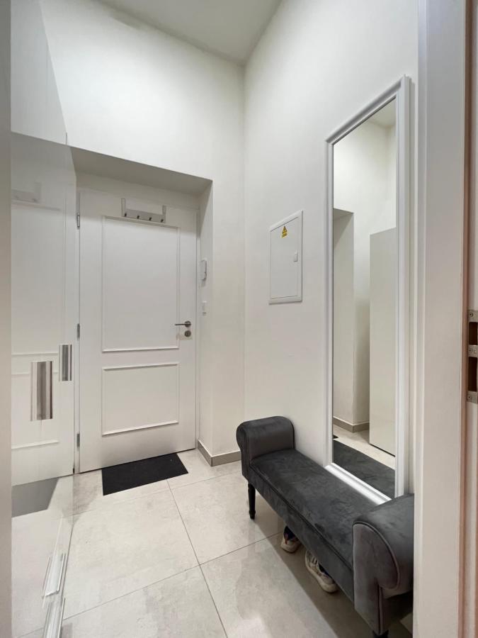 New Apartments Chain Florenc Praga Esterno foto