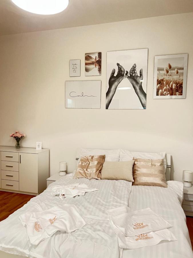 New Apartments Chain Florenc Praga Esterno foto