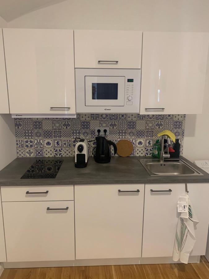 New Apartments Chain Florenc Praga Esterno foto